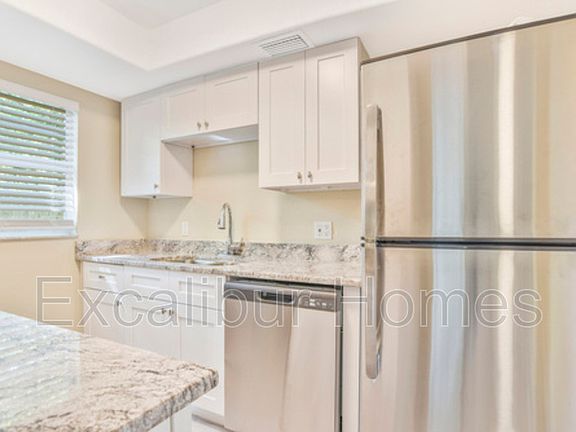 4th image of 1332 Mill Creek Pl