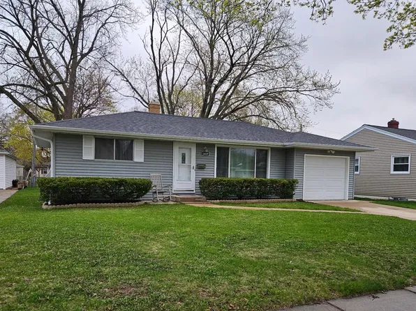 1419 Spence St, Green Bay, WI 54304