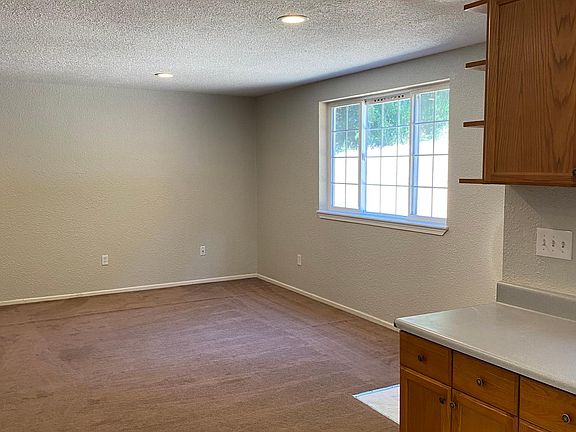5th image of 100 E Nahum Ln #B