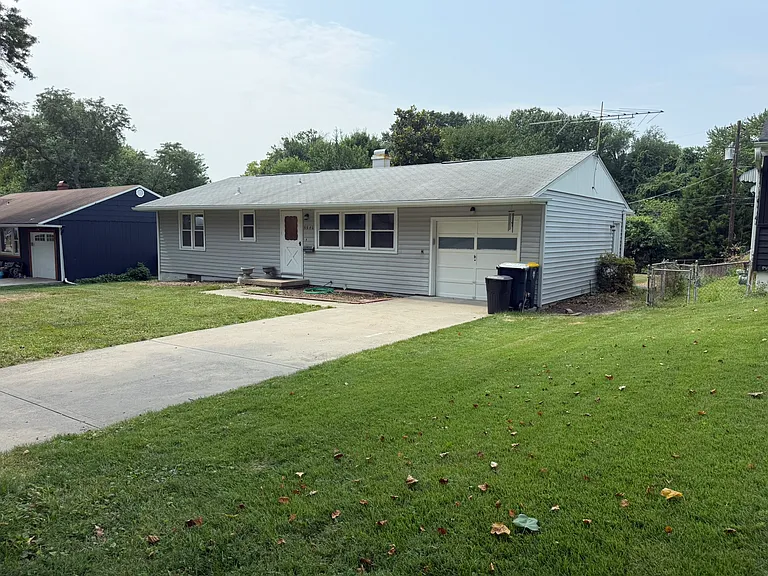 5546 N Woodland Ave — Photo 8