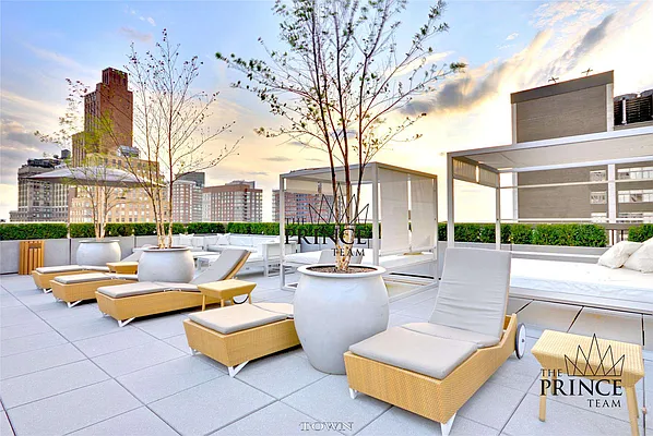 Rented by Town Residential | media 34