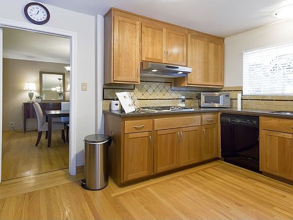 2nd image of 3366 Melendy Dr