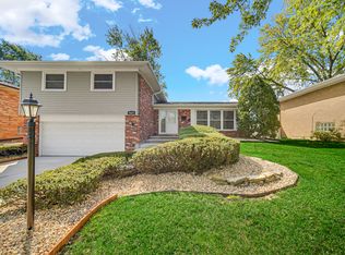 6524 151st St, Oak Forest, IL 60452