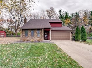 5235 Bobs Ct, Greenwood, IN 46143