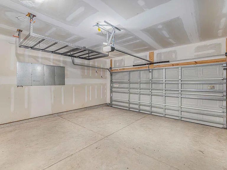1602 Fishbone Dr — Photo 7