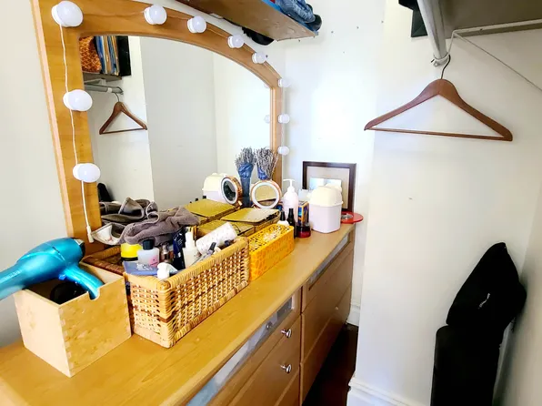 49-07 43rd Avenue image 6 of 15