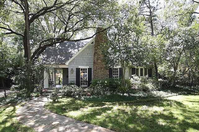 1st image of 4007 Normandy Ave