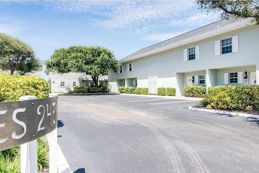 1st image of 2450 Gulf Blvd APT 11B