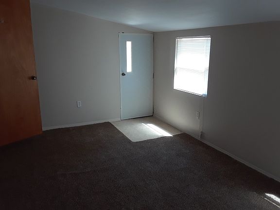 4th image of 7505 Riverview Dr