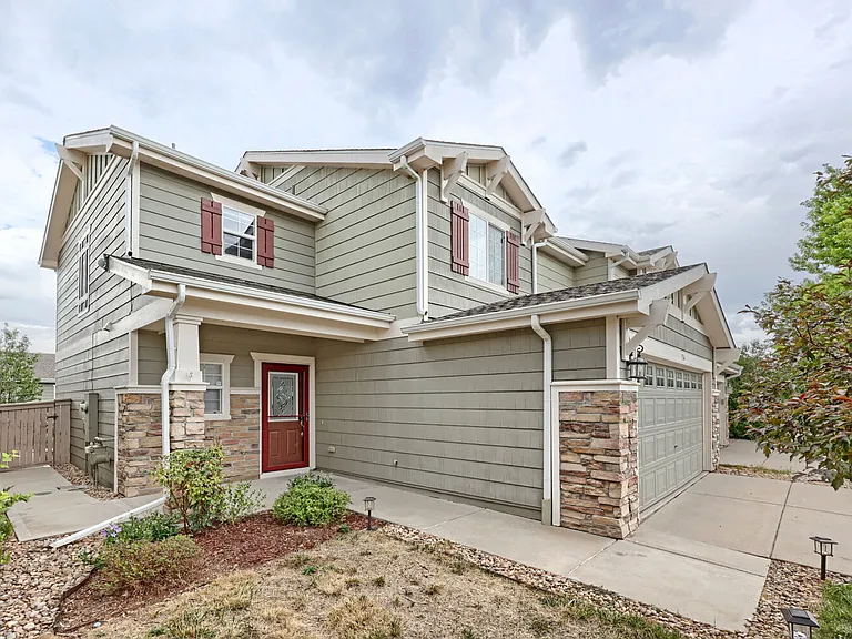 5744 Raleigh Cir — Photo 3