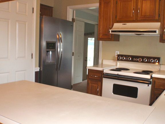4th image of 5609 Wildberry Dr