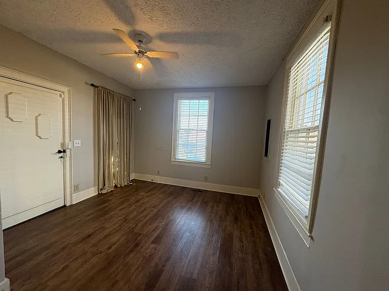 1020 Adams St #1 — Photo 4