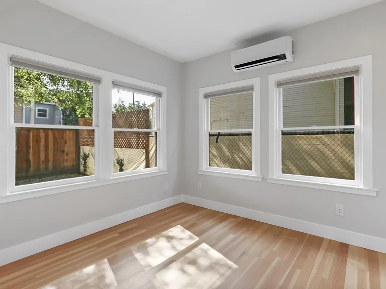 1720 U St #4 — Photo 35