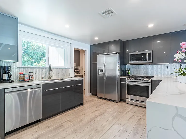 12553 Nedra Dr — Photo 10