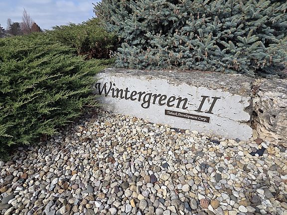 2nd image of 1766 Hicksii Rd