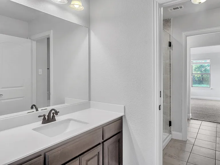 1708 Stillwater Dr — Photo 24