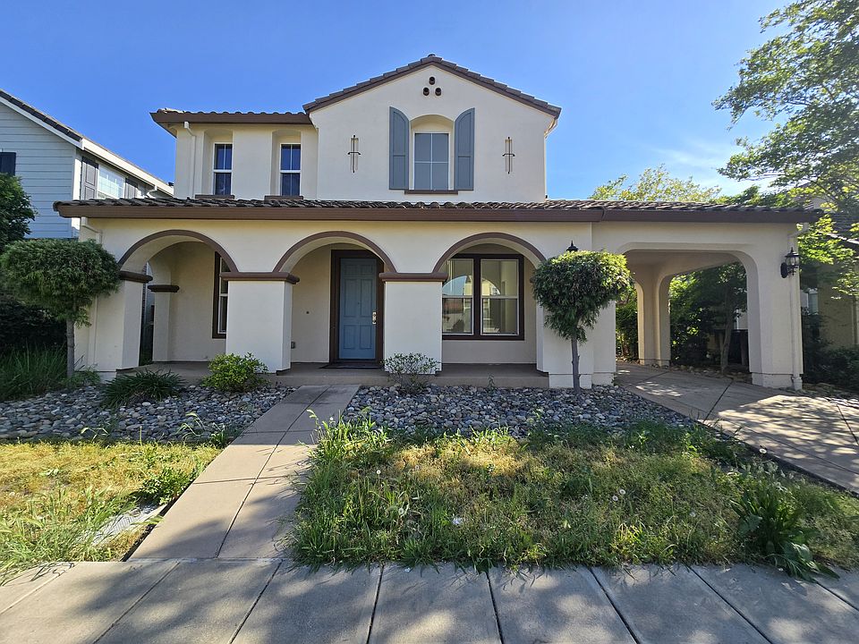1st image of 626 W La Canada Ave