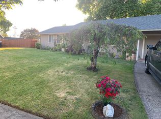 8308 NW 7th Ave, Vancouver, WA 98665