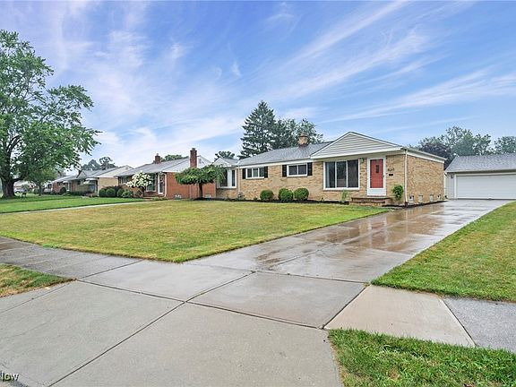 4th image of 4065 W 212th St