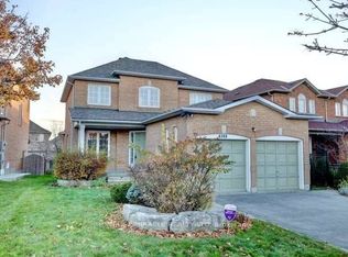 6388 Newcombe Dr, Mississauga, ON L5V 2G6
