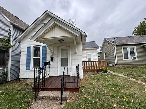 2723 8th Ave Photo 1
