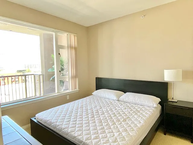 530 K St #920 — Photo 24