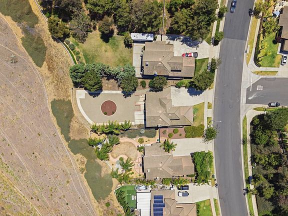 3rd image of 1271 Dominguez Ranch Rd