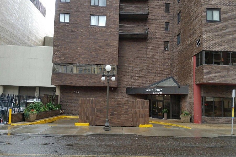 1st image of 26 10th St W Unit 911