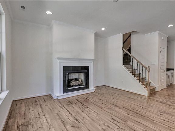 04-Living Room