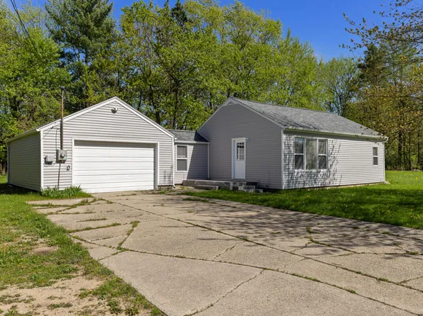 2326 Wilson Ave NW, Grand Rapids, MI 49534