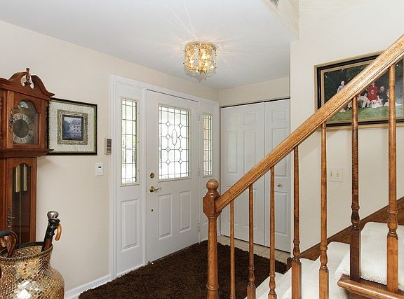 4th image of 5010 Thornbark Dr