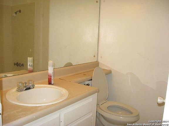 5th image of 710 Meadow Side Dr