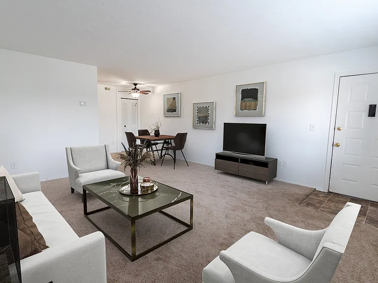 Tymberwood Trace Apartments — Photo 26