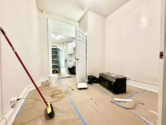 4th image of 629 Union St #1B