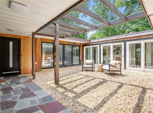 27 Woods End Rd, Hartsdale, NY 10530