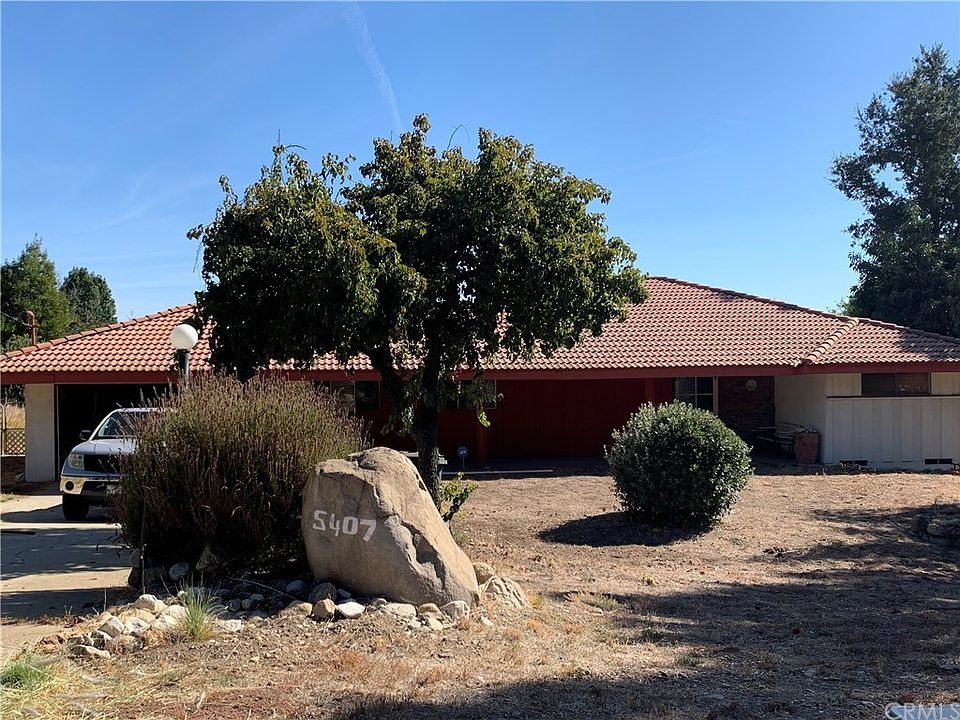 1st image of 5407 Sapphire St