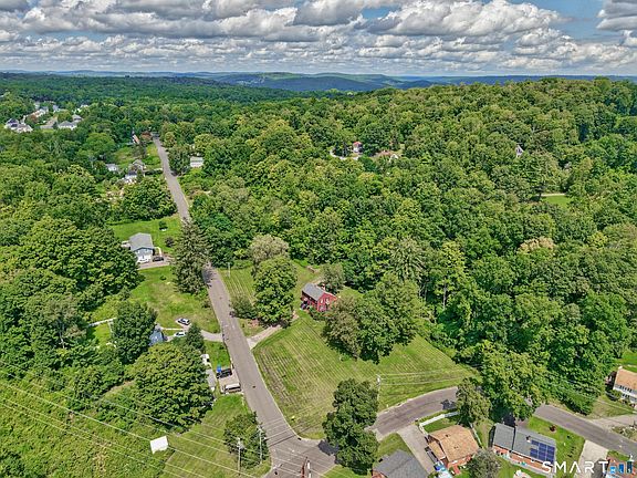 3rd image of 134 Hassig Road