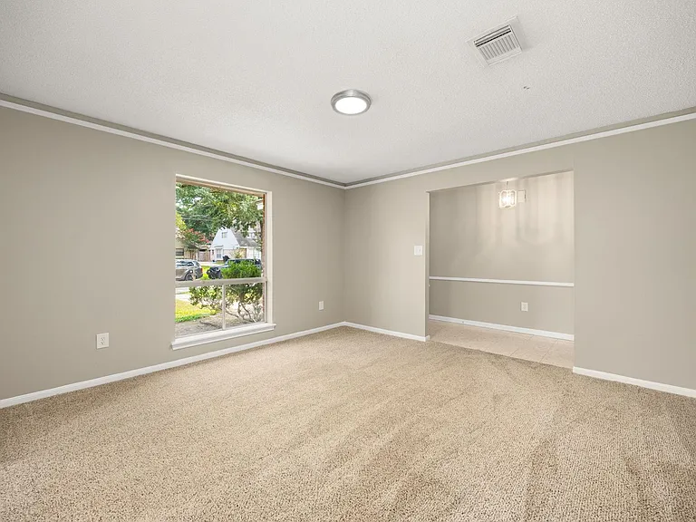 5923 Pebble Springs Dr — Photo 20