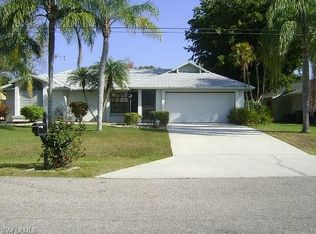 409 SW 52nd St, Cape Coral, FL 33914