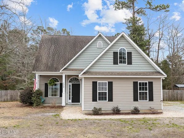129 Pebble Beach Drive, Hampstead, NC 28443