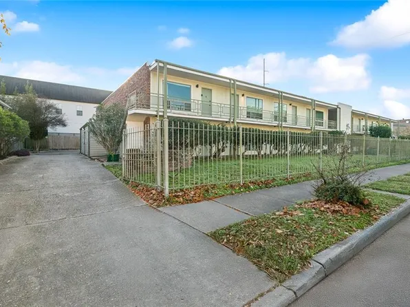 801 Henry Clay Ave APT 214, New Orleans, LA 70118