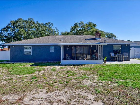 3rd image of 33425 Picciola Dr