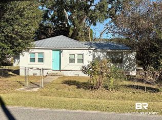 605 S White Ave, Bay Minette, AL 36507