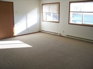 307 E 9th St #2, Hartford, SD 57033