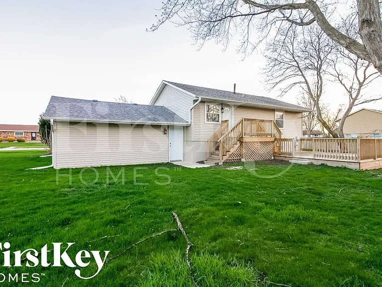 5434 Georgetown Dr — Photo 15