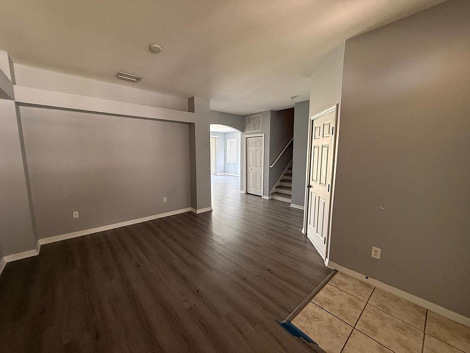 1st image of 3635 Pine Knot Dr