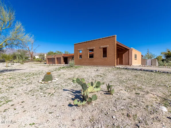 3400 N Bacobi Ave, Tucson, AZ 85750