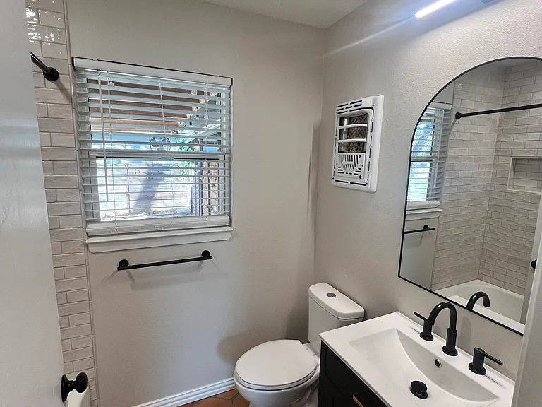 1205 Arden Dr — Photo 18