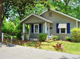 811 Staley St, Graham, NC 27253