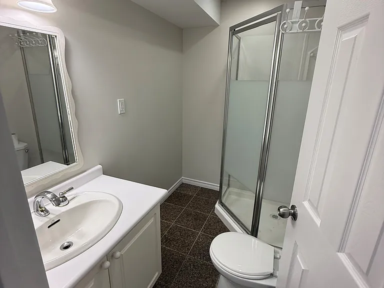135 Monarch St #BASEMENT — Photo 25